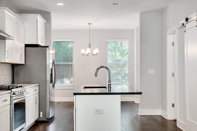 704 Tral St, Nashville, TN 37208