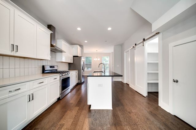 704 Tral St, Nashville, TN 37208