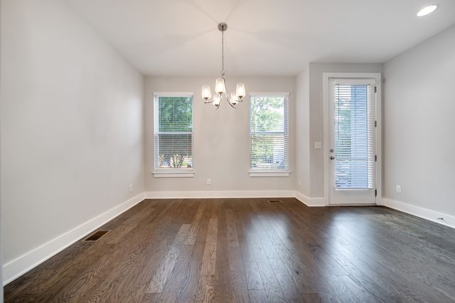 704 Tral St, Nashville, TN 37208