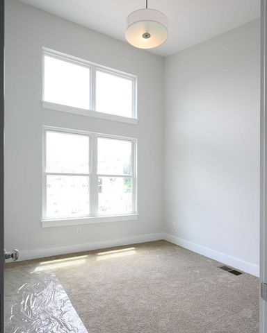 704 Tral St, Nashville, TN 37208