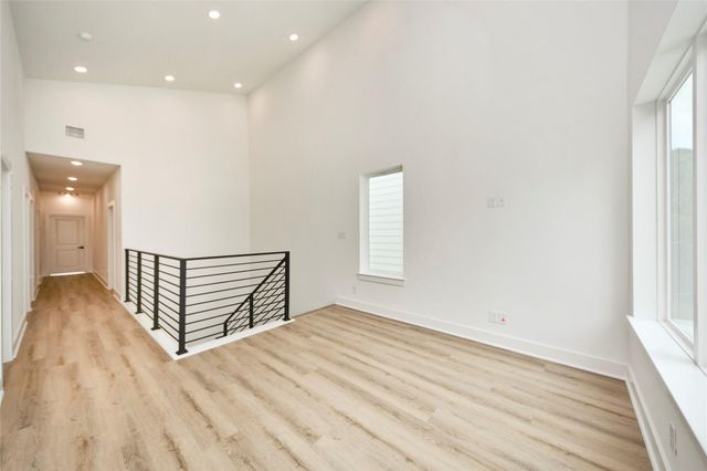 932 South Lane Unit B Lane, South Houston, TX 77088