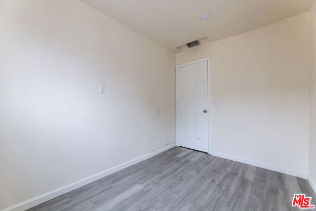 138 W 82nd Street, Los Angeles, CA 90003