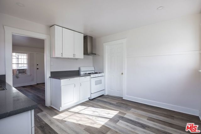 138 W 82nd Street, Los Angeles, CA 90003