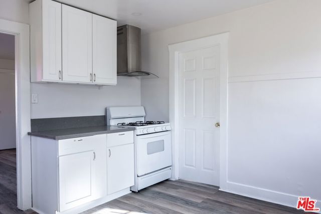 138 W 82nd Street, Los Angeles, CA 90003