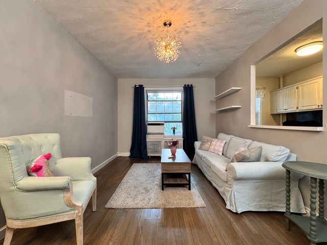 5605 31st Ave Apt 2O, New York City, NY 11377