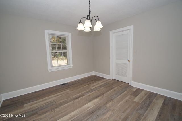 1207 S Overlook Drive, Greenville, NC 27858