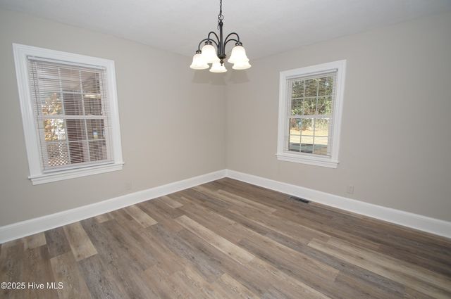 1207 S Overlook Drive, Greenville, NC 27858