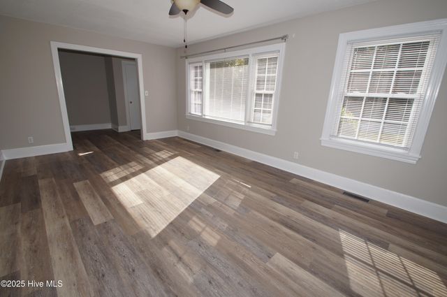 1207 S Overlook Drive, Greenville, NC 27858