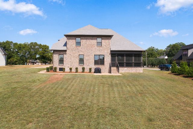 3303 Saundersville Ferry Rd, Mount Juliet, TN 37122