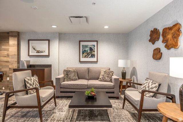 3540 N ESCALA CT #237, Park City, UT 84098