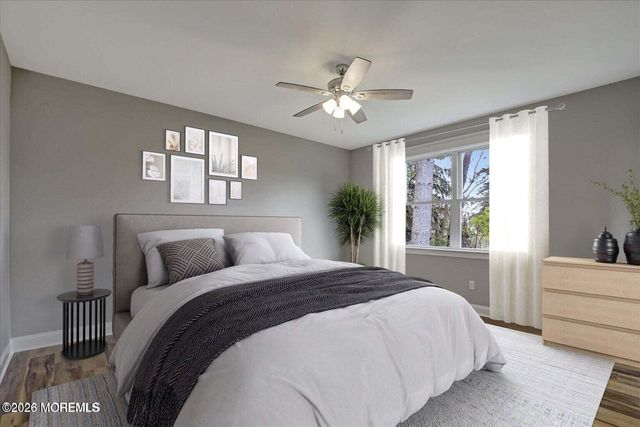 833 Naryshkin Way, Toms River, NJ 08753