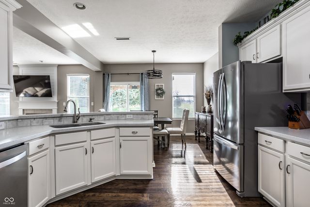 3701 White Cliff Way, Whitestown, IN 46075