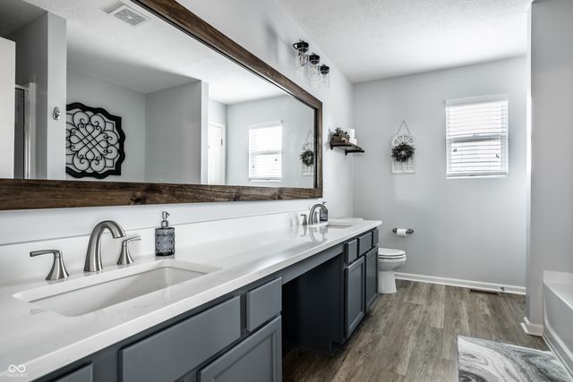 3701 White Cliff Way, Whitestown, IN 46075