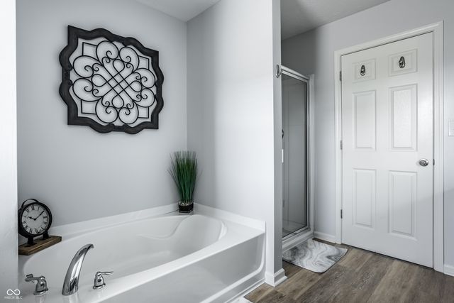 3701 White Cliff Way, Whitestown, IN 46075