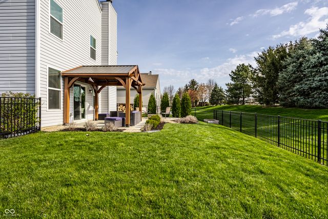 3701 White Cliff Way, Whitestown, IN 46075