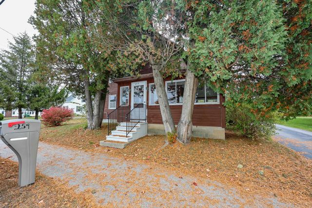 259 Pembroke Street, Pembroke, NH 03275