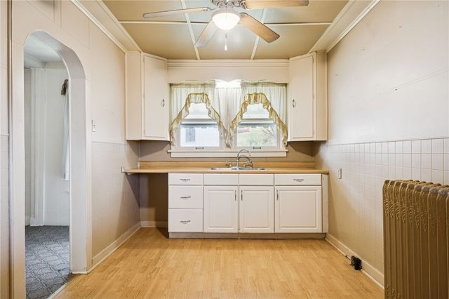 712 Depot Street, Youngwood, PA 15697