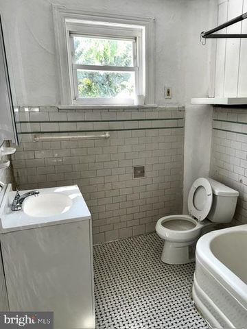 201 MCKINLEY AVE, Lansdowne, PA 19050