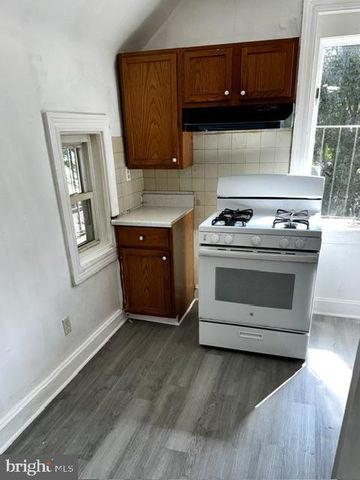 201 MCKINLEY AVE, Lansdowne, PA 19050