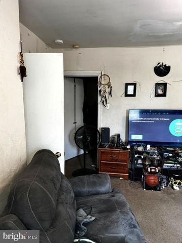 201 MCKINLEY AVE, Lansdowne, PA 19050