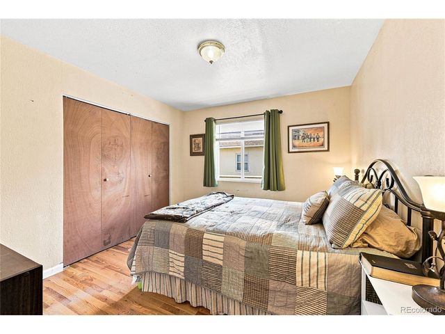 518 15th Avenue Ct, Greeley, CO 80631