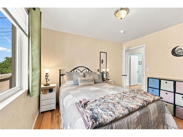 518 15th Avenue Ct, Greeley, CO 80631