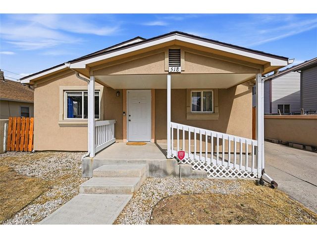518 15th Avenue Ct, Greeley, CO 80631