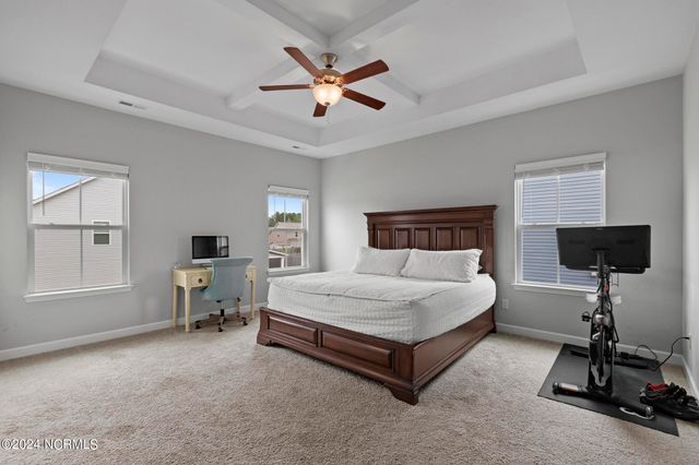 907 W Arboria Drive, Hampstead, NC 28443