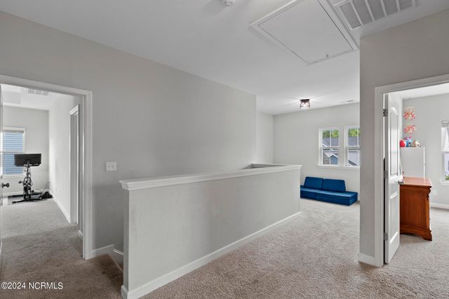 907 W Arboria Drive, Hampstead, NC 28443