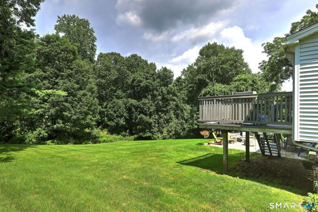 14 Longview Lane, Wallingford, CT 06492