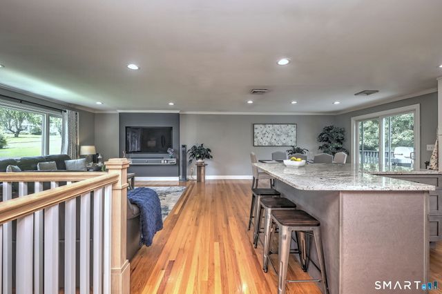 14 Longview Lane, Wallingford, CT 06492