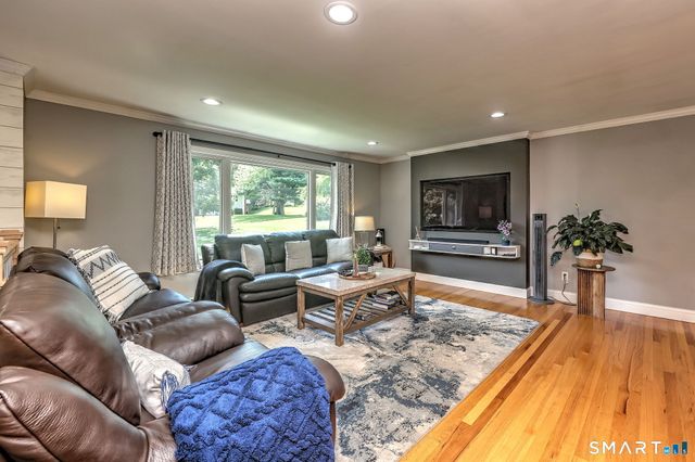14 Longview Lane, Wallingford, CT 06492