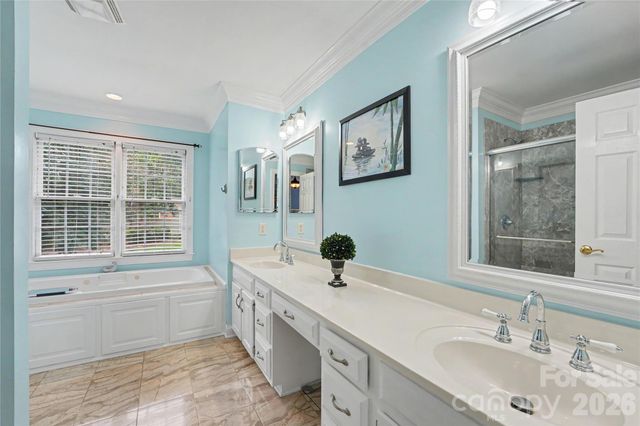 1085 Merrywood Drive, Newton, NC 28658
