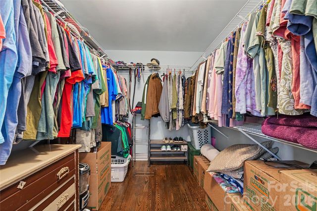 1085 Merrywood Drive, Newton, NC 28658