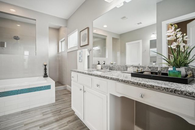 281 Chisholm TRL, Bastrop, TX 78602