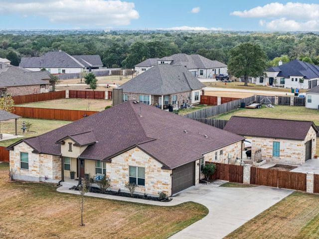281 Chisholm TRL, Bastrop, TX 78602