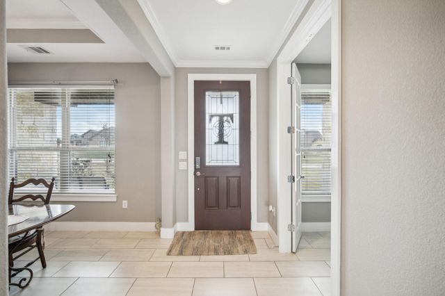 281 Chisholm TRL, Bastrop, TX 78602