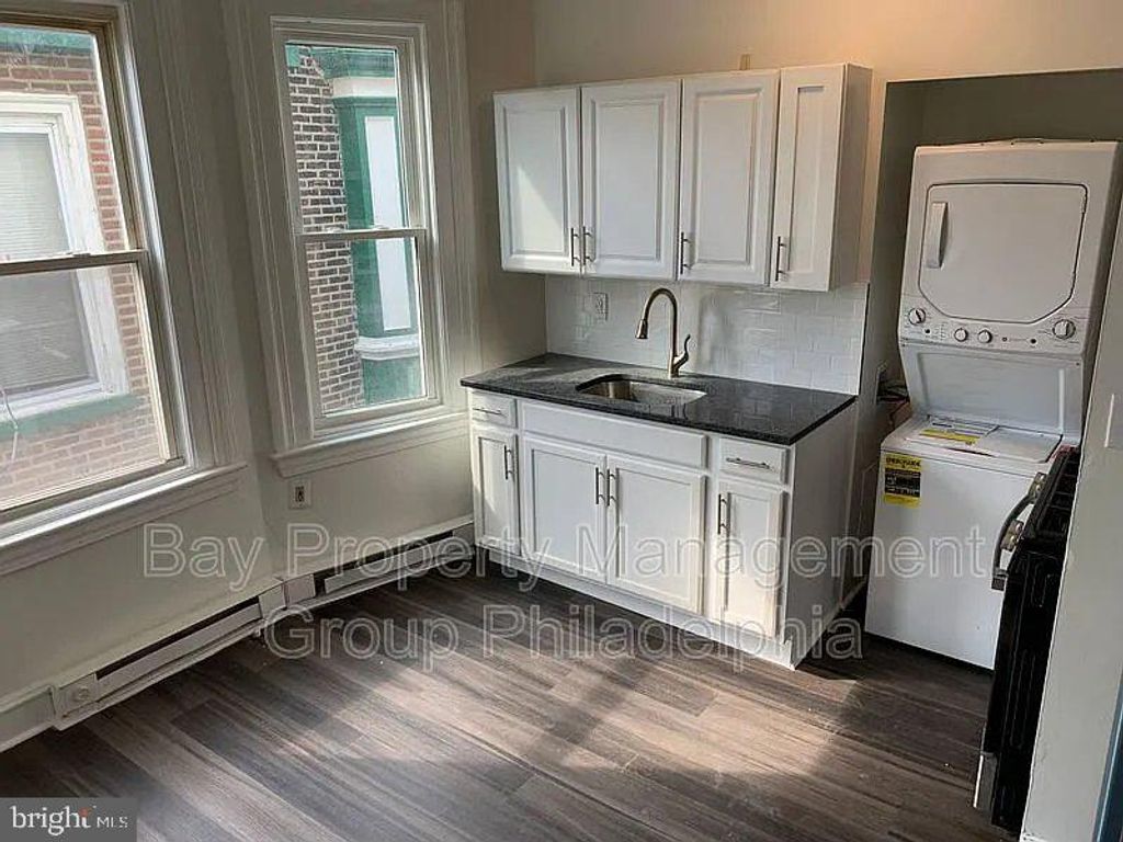 1613 DYRE ST, Philadelphia, PA 19124 — exterior