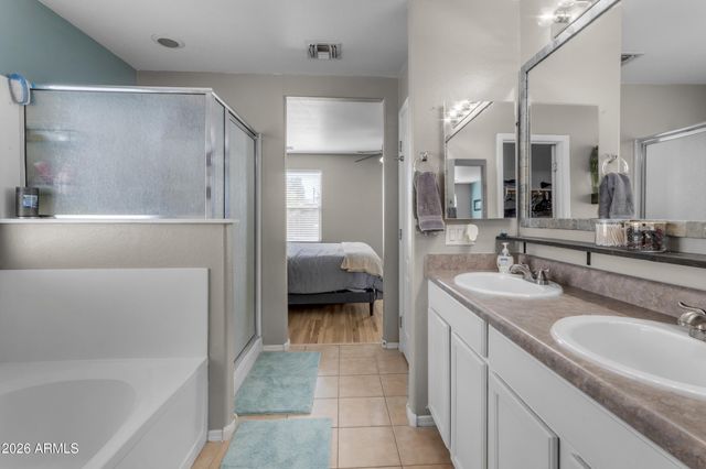 37963 N CAROLINA Avenue, San Tan Valley, AZ 85140