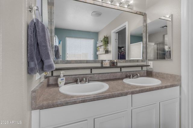 37963 N CAROLINA Avenue, San Tan Valley, AZ 85140