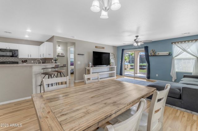 37963 N CAROLINA Avenue, San Tan Valley, AZ 85140