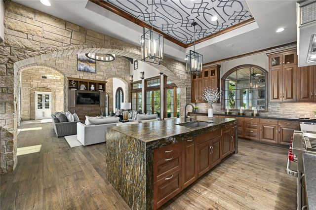511 County Road 262, Georgetown, TX 78633