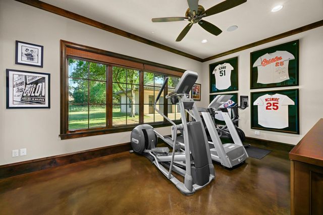 511 County Road 262, Georgetown, TX 78633