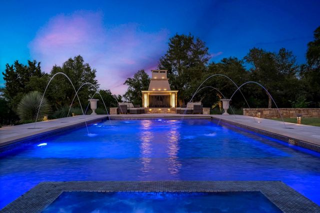 511 County Road 262, Georgetown, TX 78633