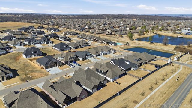 13629 S 21st East Place, Bixby, OK 74008