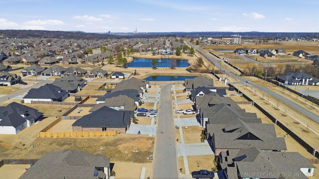 13629 S 21st East Place, Bixby, OK 74008