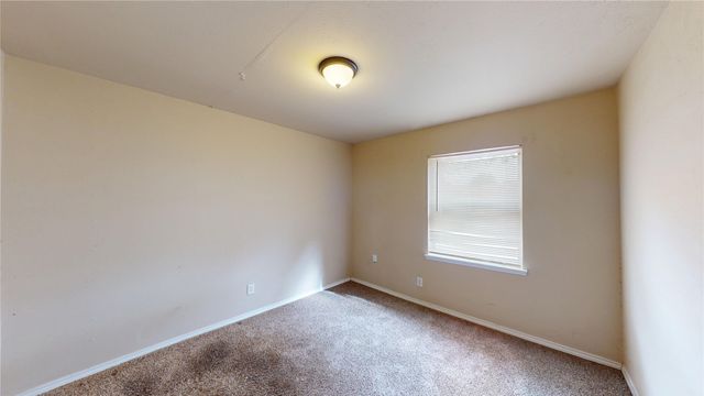 3317 S Edelweiss Drive, Grand Prairie, TX 75052