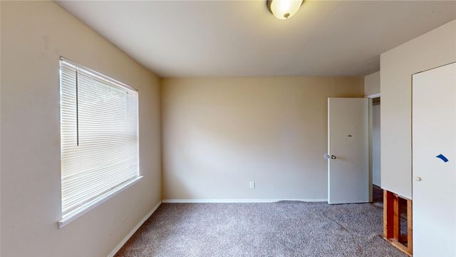 3317 S Edelweiss Drive, Grand Prairie, TX 75052