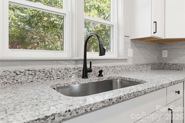 3609 Eastway Drive, Charlotte, NC 28205