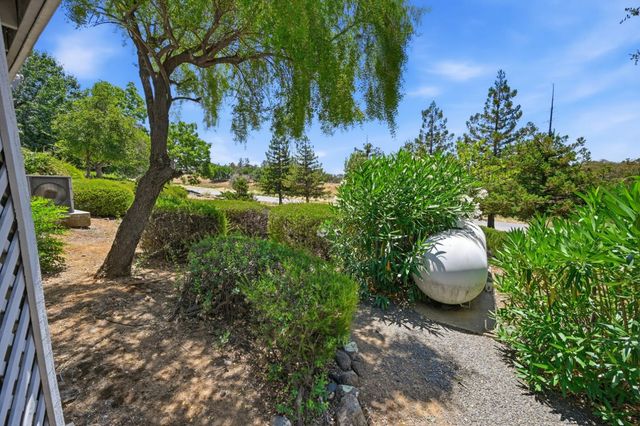 9250 Upper Valley Road, Auburn, CA 95602